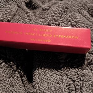 Ace Beaute Maximum Impact Liquid Eyeshadow - Pink